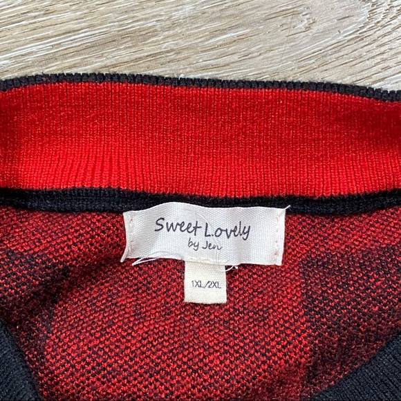 Sweet Lovely Sweater - Picture 4 of 5